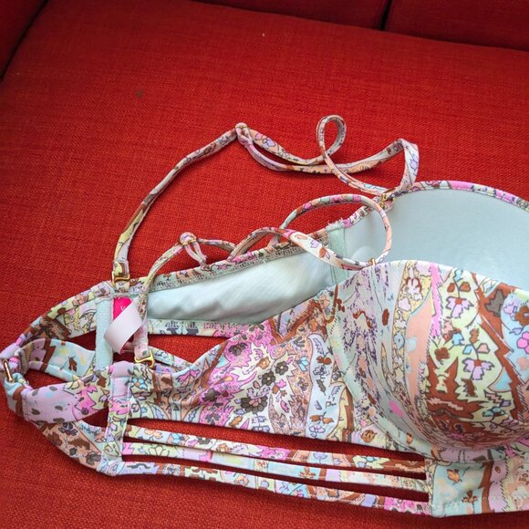Victoria's secret boho swim top (36B) - Picture 4 of 6